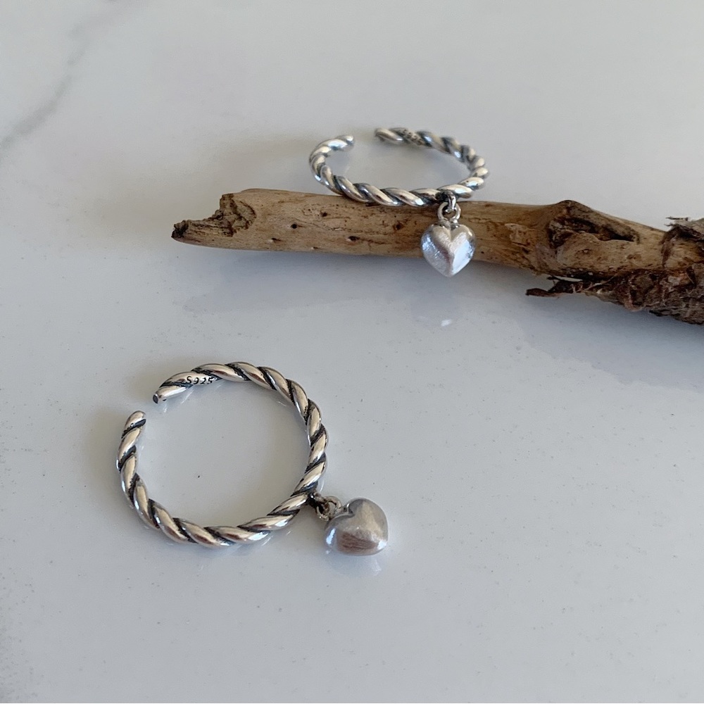 Dangle heart ring , heart ring, silver ring , sterling silver ring, twisted ring